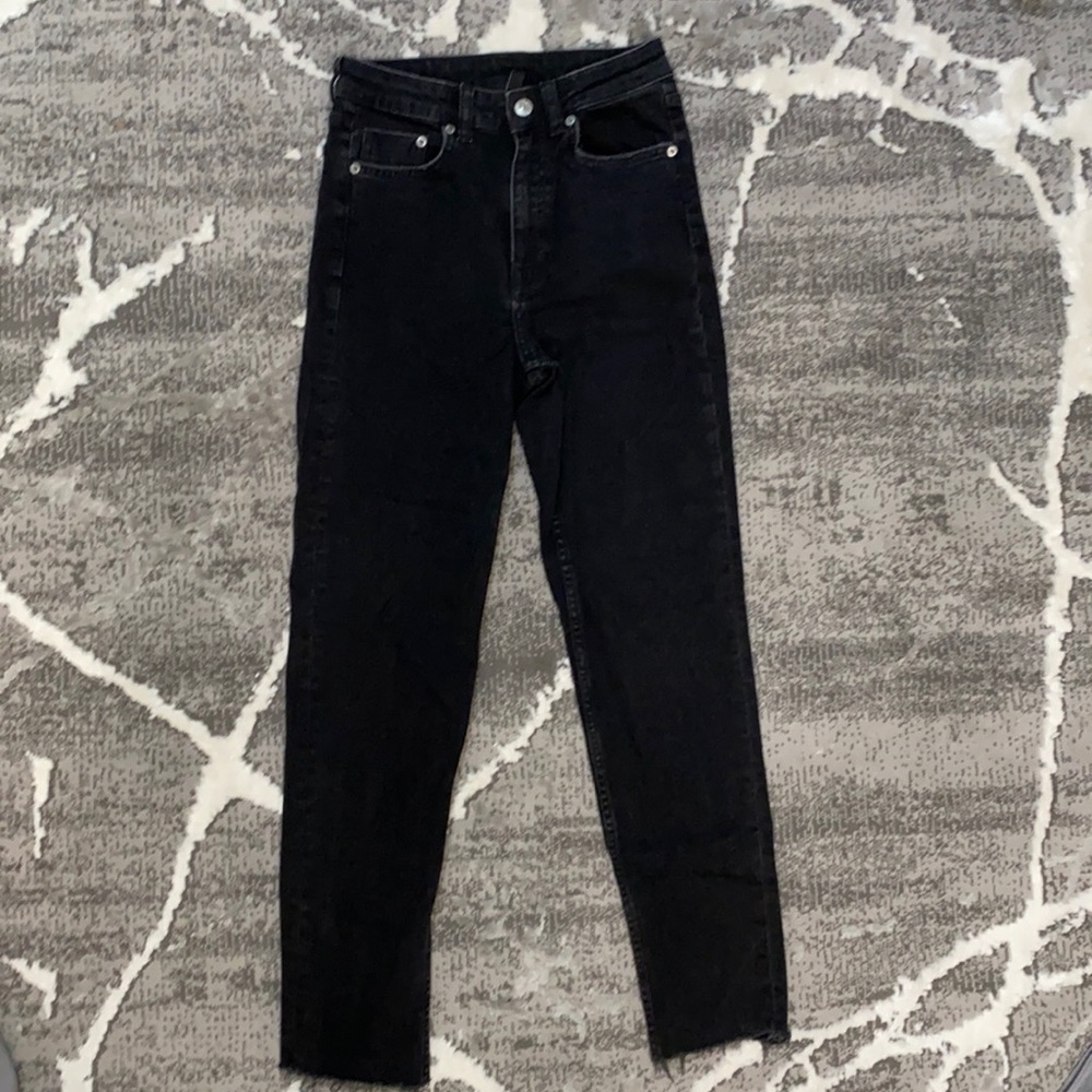 DIVIDED H&M Jeans Size 6